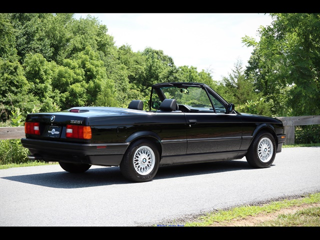 1991 BMW 325i C   - Photo 2 - Rockville, MD 20850