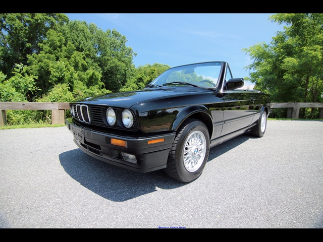 1991 BMW 325i C   - Photo 18 - Rockville, MD 20850