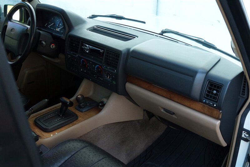 1995 Land Rover Range Rover County Classic   - Photo 42 - Rockville, MD 20850
