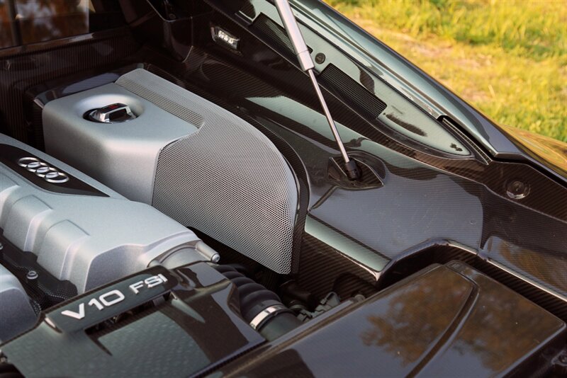 2014 Audi R8 V10 5.2 quattro 6-Speed   - Photo 73 - Rockville, MD 20850