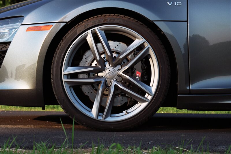 2014 Audi R8 V10 5.2 quattro 6-Speed   - Photo 44 - Rockville, MD 20850