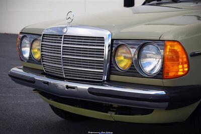 1984 Mercedes-Benz 300D   - Photo 44 - Rockville, MD 20850