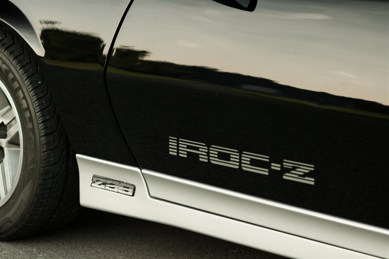 1986 Chevrolet Camaro IROC-Z Z/28   - Photo 42 - Rockville, MD 20850