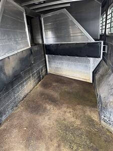 2018 Logan Coach Limited 4-Horse w/10' LQ   - Photo 7 - Olympia, WA 98501