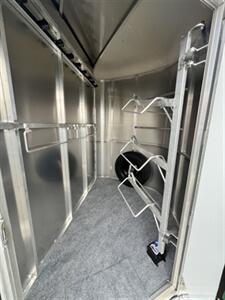 2025 Maverick Trailers Lite Deluxe 2 Horse 14' Horse Trailer   - Photo 4 - Olympia, WA 98501