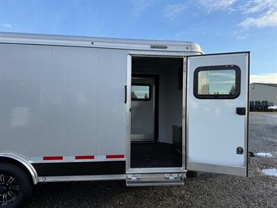 2025 LOGAN COACH TORQUE 20' TOY HAULER - Photo 3 - Olympia, WA 98501