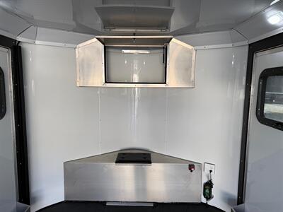 2025 LOGAN COACH TORQUE 20' TOY HAULER - Photo 7 - Olympia, WA 98501