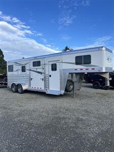 2025 4 Star Trailers Warmblood 2+1 Gooseneck Straight Load Trailer   - Photo 1 - Olympia, WA 98501