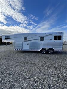 2025 4 Star Trailers Warmblood 2+1 Gooseneck Straight Load Trailer   - Photo 11 - Olympia, WA 98501