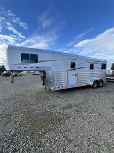 2025 4 Star Trailers Warmblood 2+1 Gooseneck Straight Load Trailer   - Photo 12 - Olympia, WA 98501