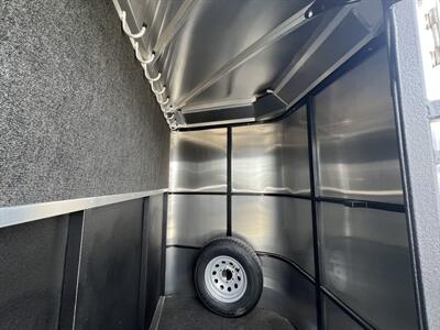 2025 Logan Coach Crossfire BP 3H Horse Trailer - Photo 4 - Olympia, WA 98501