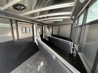 2025 Logan Coach Crossfire BP 3H Horse Trailer - Photo 8 - Olympia, WA 98501