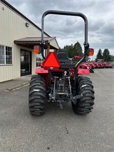  Massey Ferguson E Series 1E.40 Mech 40 h.p. Tractor w/Loader   - Photo 3 - Olympia, WA 98501