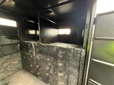 1988 CHARMAC LIVESTOCK STOCK TRAILER 20' - Photo 3 - Olympia, WA 98501