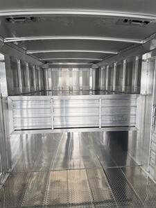 2027 4 Star Trailers 24' Show Cattle Trailer w/Ramps & Hydraulic Jack - Photo 4 - Olympia, WA 98501