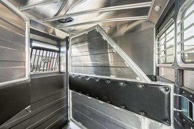 2025 Logan Coach 810 Bullseye 3H LQ W/ Collapsible Rear Tack   - Photo 14 - Olympia, WA 98501