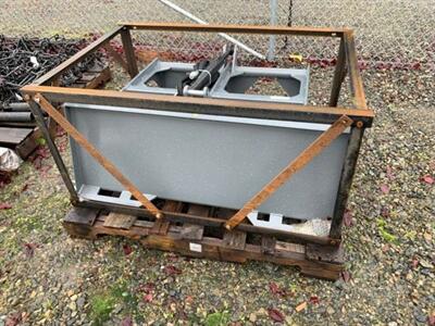  Agri Ease Grapple Bucket Skid Steer   - Photo 4 - Olympia, WA 98501