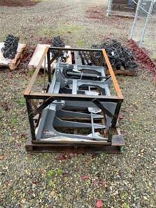  Agri Ease Grapple Bucket Skid Steer   - Photo 3 - Olympia, WA 98501