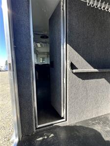 2025 4 Star Trailers Warmblood 2+1 Gooseneck Straight Load Trailer   - Photo 5 - Olympia, WA 98501