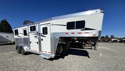 2025 4 Star Trailers Warmblood 2+1 Gooseneck Straight Load Trailer   - Photo 1 - Olympia, WA 98501