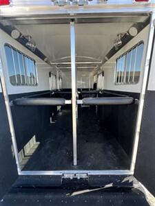 2025 4 Star Trailers Warmblood 2+1 Gooseneck Straight Load Trailer   - Photo 10 - Olympia, WA 98501