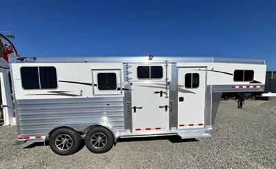 2025 4 Star Trailers Warmblood 2+1 Gooseneck Straight Load Trailer   - Photo 6 - Olympia, WA 98501