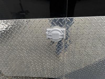 2025 Logan Coach Bullseye BP 2H XL Horse Trailer - Photo 3 - Olympia, WA 98501