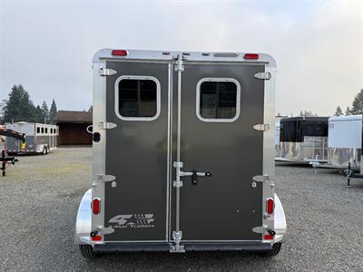 2027 4 Star Trailers 3-Horse Bumper Pull 6'10 " Wide - Photo 5 - Olympia, WA 98501