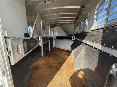 2016 Platinum Coach 4 Horse W/ 13' LQ   - Photo 14 - Olympia, WA 98501