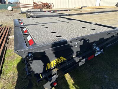 2026 Big Tex Trailers 14GN-35D5A 30+5 15,900 GVWR Flatbed Goosneck   - Photo 3 - Olympia, WA 98501