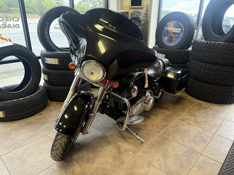 2010 Harley-Davidson Touring Street Glide   - Photo 1 - Ahoskie, NC 27910