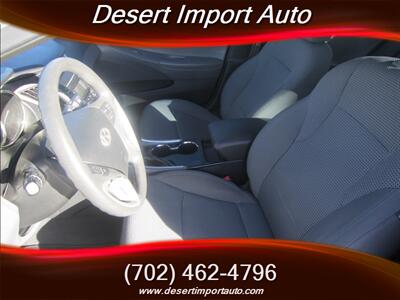 2012 Hyundai SONATA GLS   - Photo 10 - Las Vegas, NV 89146