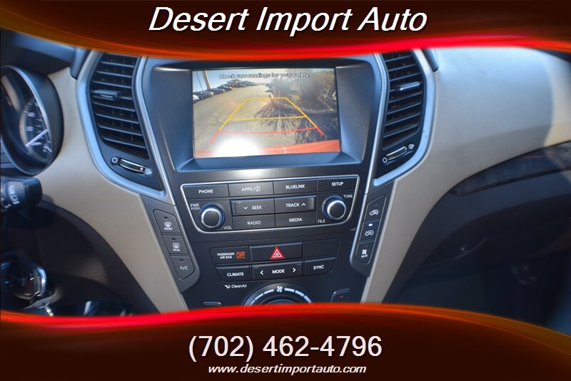 2017 Hyundai Santa Fe SE - Photo 20 - Las Vegas, NV 89146