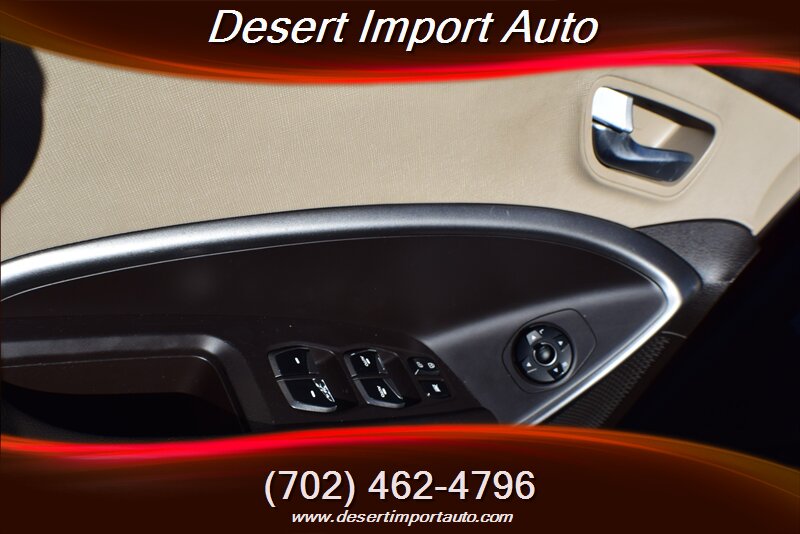 2017 Hyundai Santa Fe SE - Photo 35 - Las Vegas, NV 89146