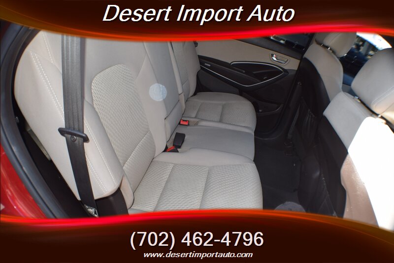 2017 Hyundai Santa Fe SE - Photo 29 - Las Vegas, NV 89146