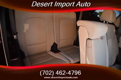 2017 Hyundai Santa Fe SE - Photo 30 - Las Vegas, NV 89146