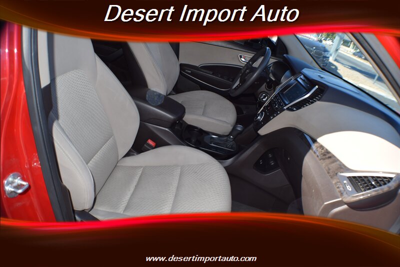 2017 Hyundai Santa Fe SE - Photo 17 - Las Vegas, NV 89146