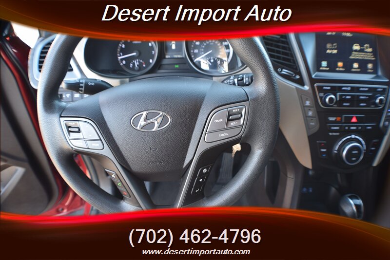 2017 Hyundai Santa Fe SE - Photo 18 - Las Vegas, NV 89146