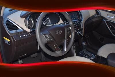 2017 Hyundai Santa Fe SE - Photo 13 - Las Vegas, NV 89146