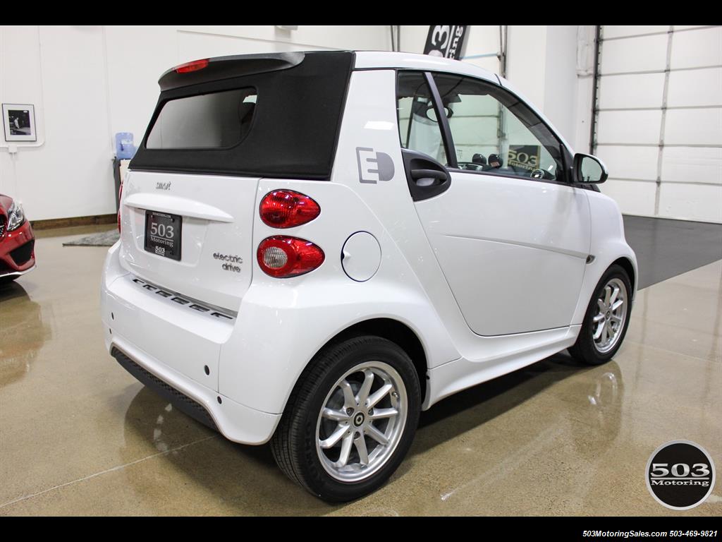 2014 Smart fortwo passion electric cabriolet; White/Black, Loaded!   - Photo 5 - Beaverton, OR 97005