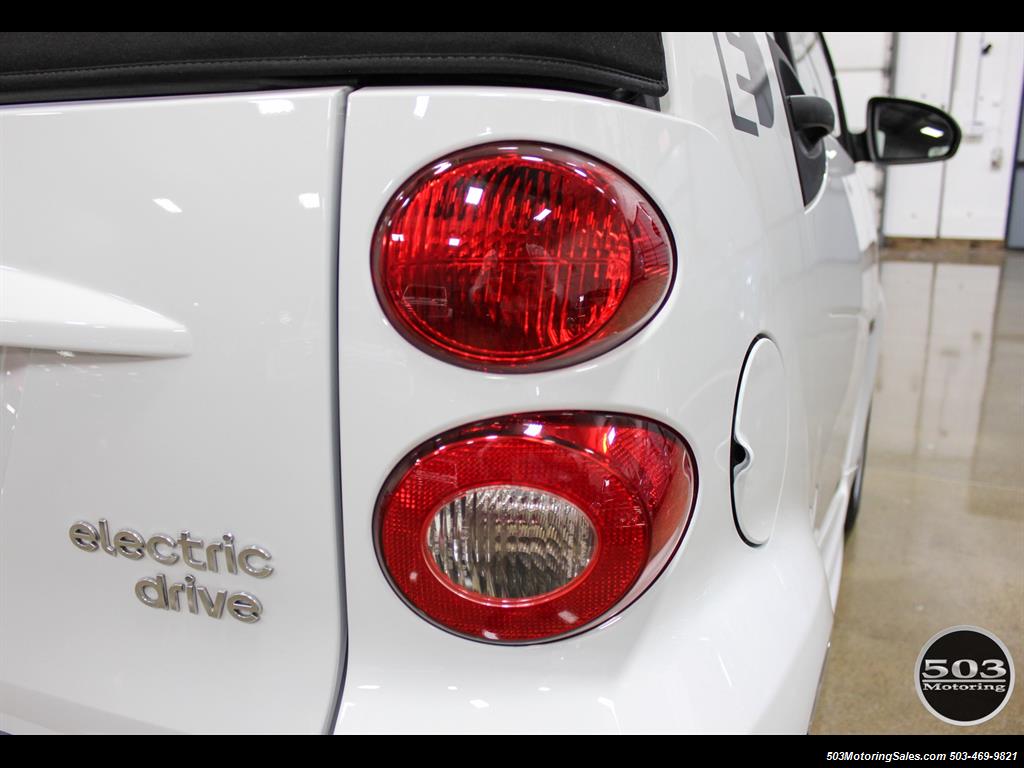 2014 Smart fortwo passion electric cabriolet; White/Black, Loaded!   - Photo 19 - Beaverton, OR 97005