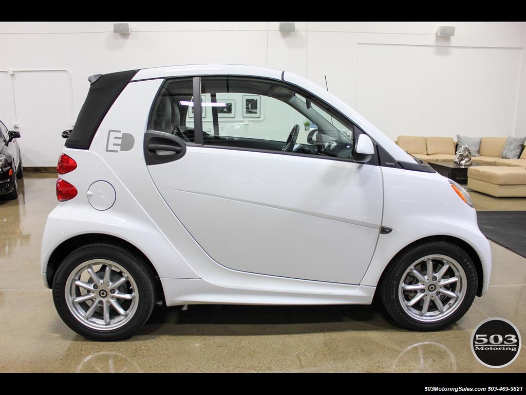 2014 Smart fortwo passion electric cabriolet; White/Black, Loaded!   - Photo 6 - Beaverton, OR 97005