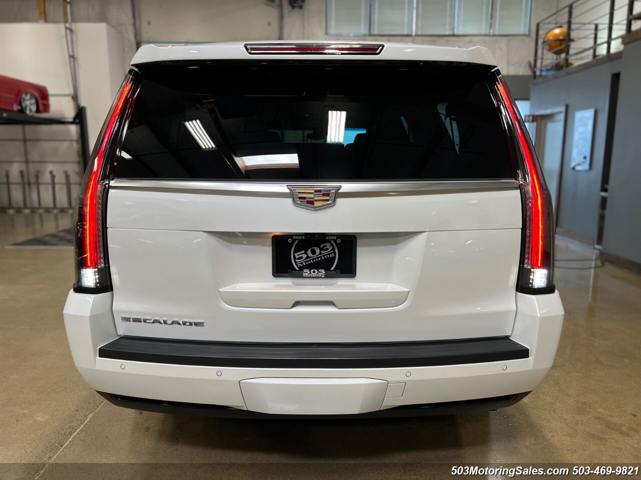 2018 Cadillac Escalade ESV Premium Luxury   - Photo 34 - Beaverton, OR 97005