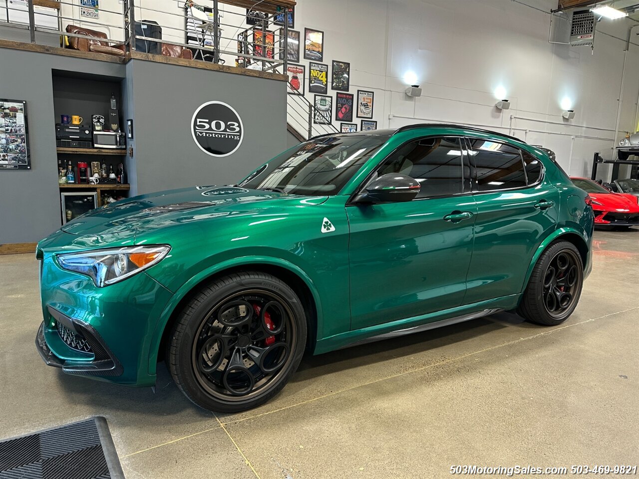 2022 Alfa Romeo Stelvio Quadrifoglio  AWD - Photo 1 - Beaverton, OR 97005