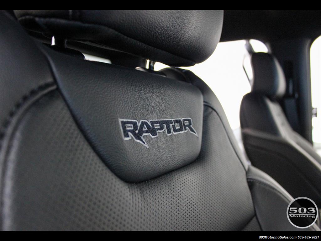 2017 Ford F-150 Raptor; Black/Black, Nav w/ Only 850 Miles!   - Photo 43 - Beaverton, OR 97005