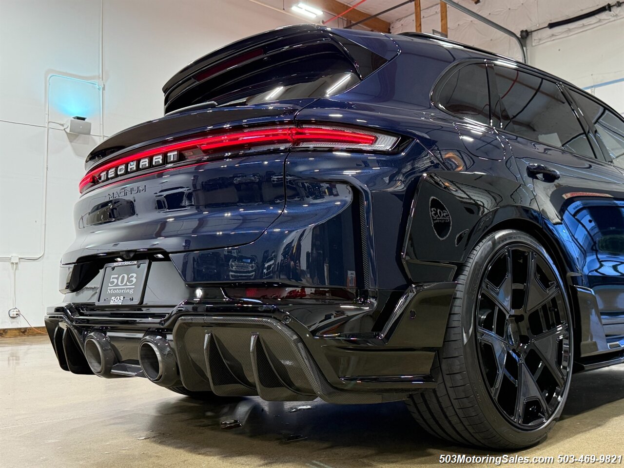 2024 Porsche Cayenne Turbo E-Hybrid  TECHART MAGNUM - Photo 29 - Beaverton, OR 97005