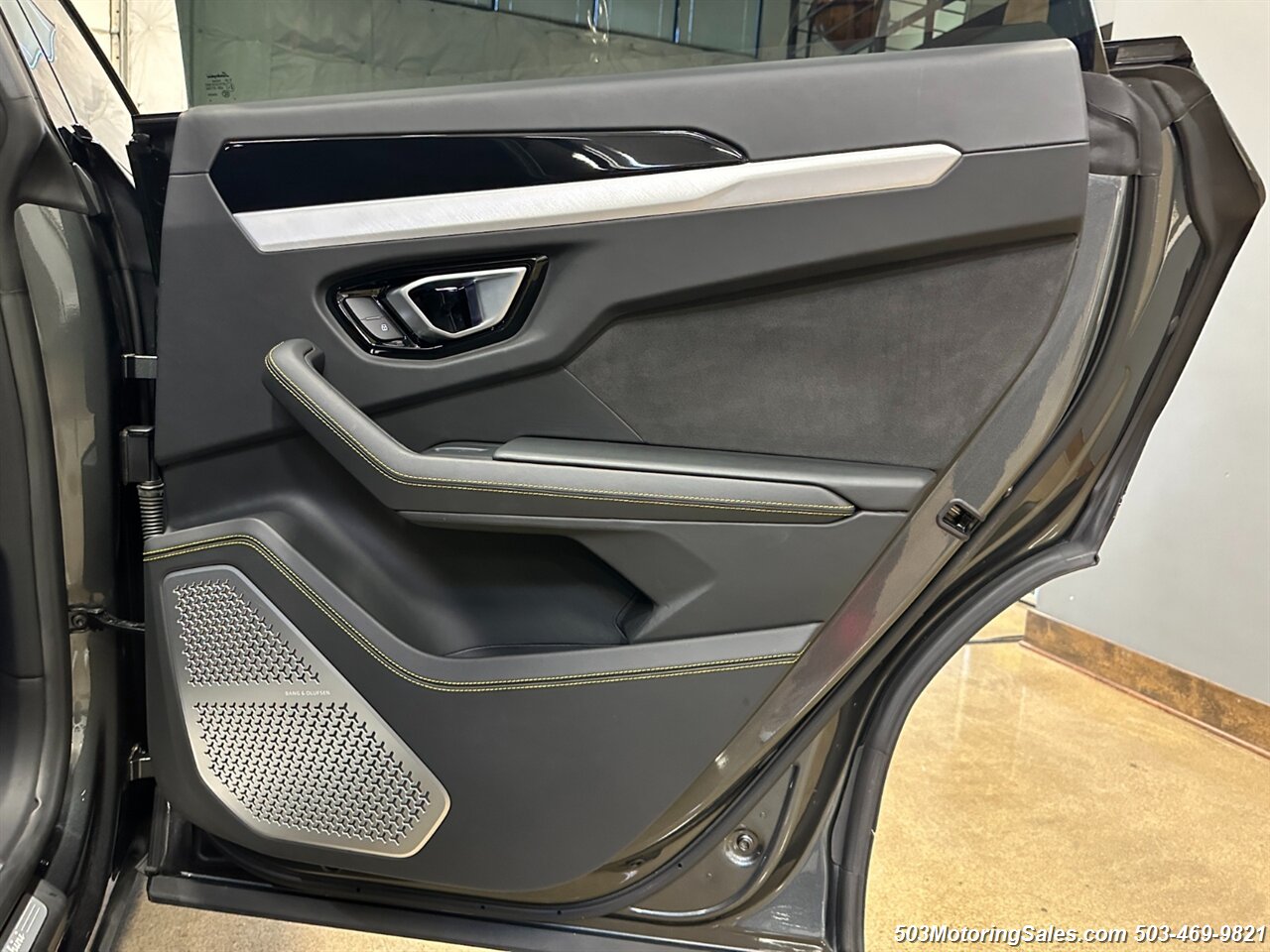 2020 Lamborghini Urus   - Photo 107 - Beaverton, OR 97005