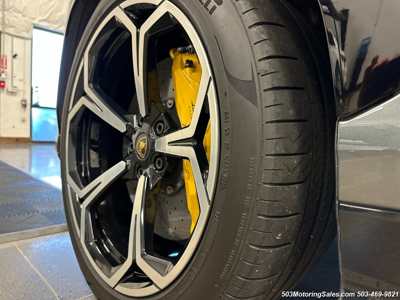 2020 Lamborghini Urus   - Photo 14 - Beaverton, OR 97005