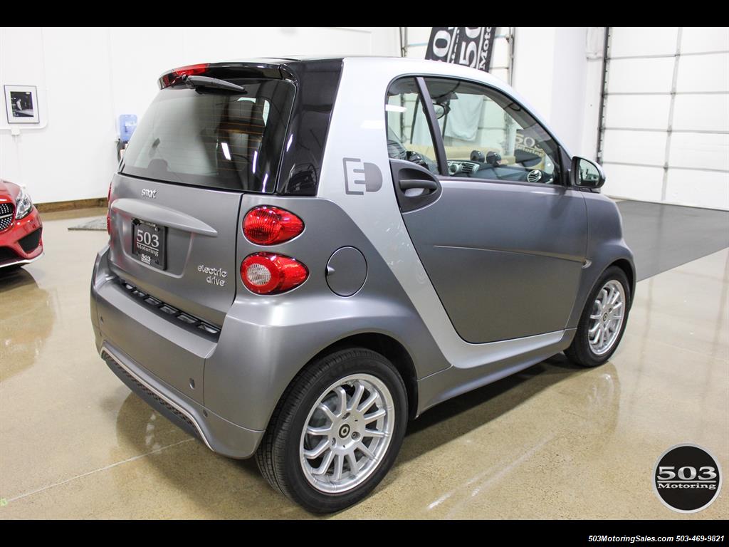 2013 Smart fortwo passion electric; Matte Gray w/ Less than 6k Miles   - Photo 5 - Beaverton, OR 97005