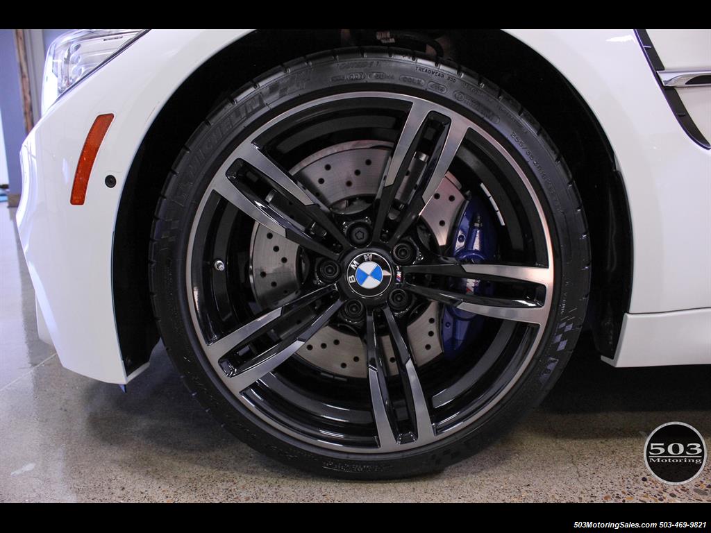 2016 BMW M3 Like New in Alpine White/Black w/ Only 2,150 Miles   - Photo 2 - Beaverton, OR 97005